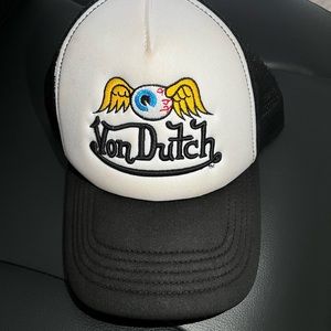 Flying eyeball von dutch trucker hat